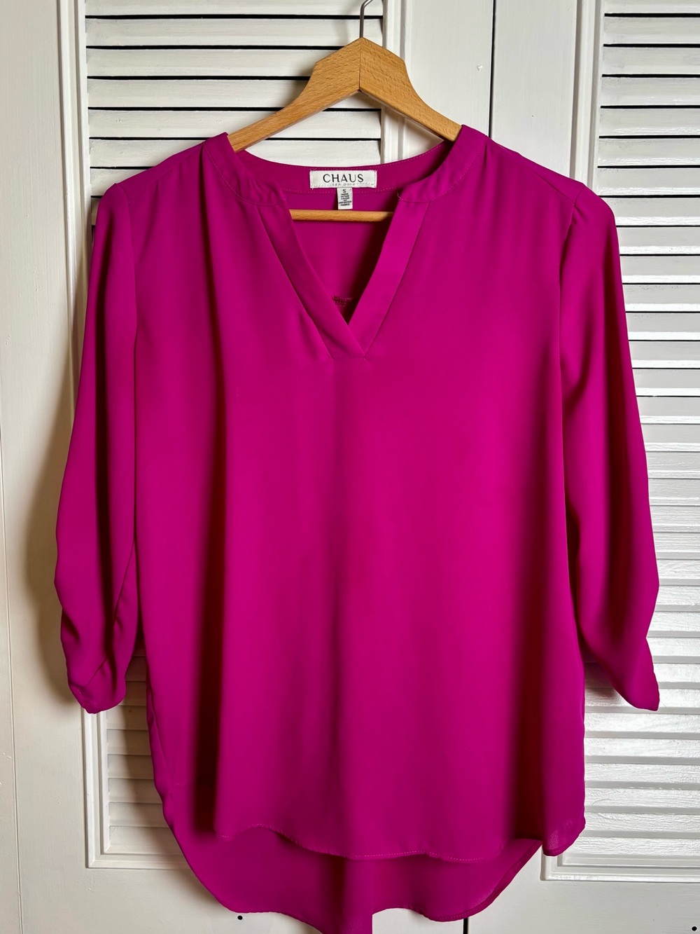Chaus Women's Bright Fuchsia V-Slit Blouse